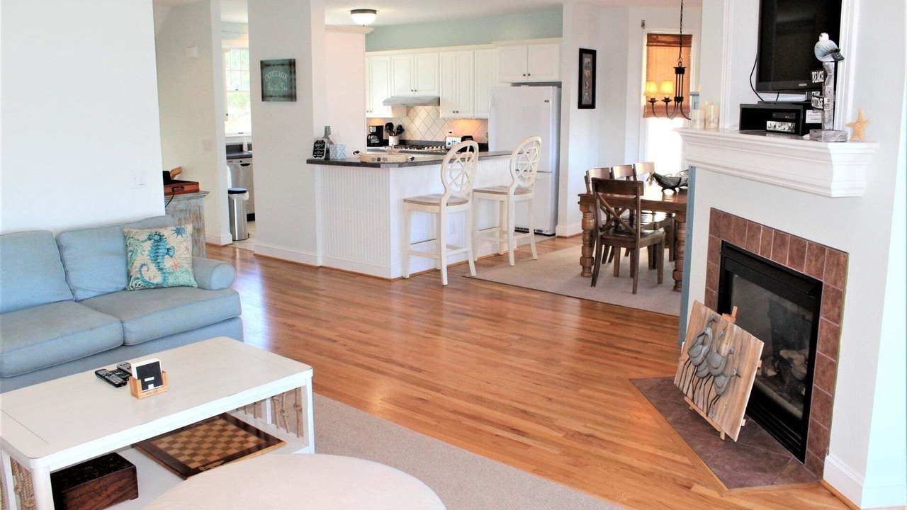 Photo of Livingroom in Manteo