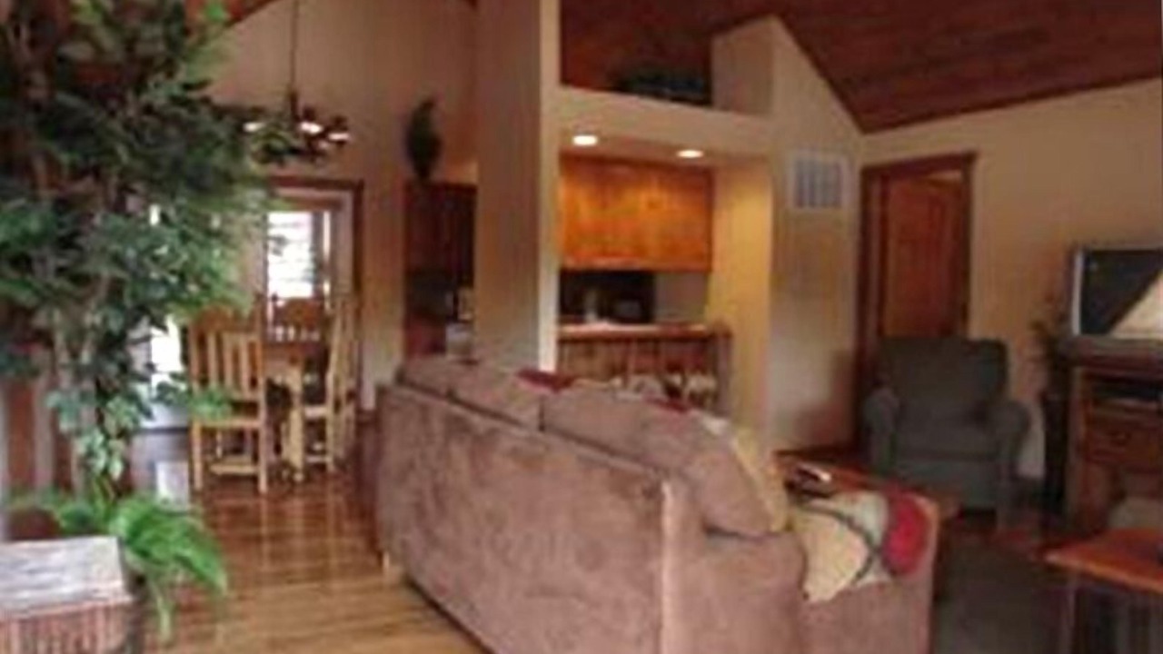 Photo of Livingroom in Branson West