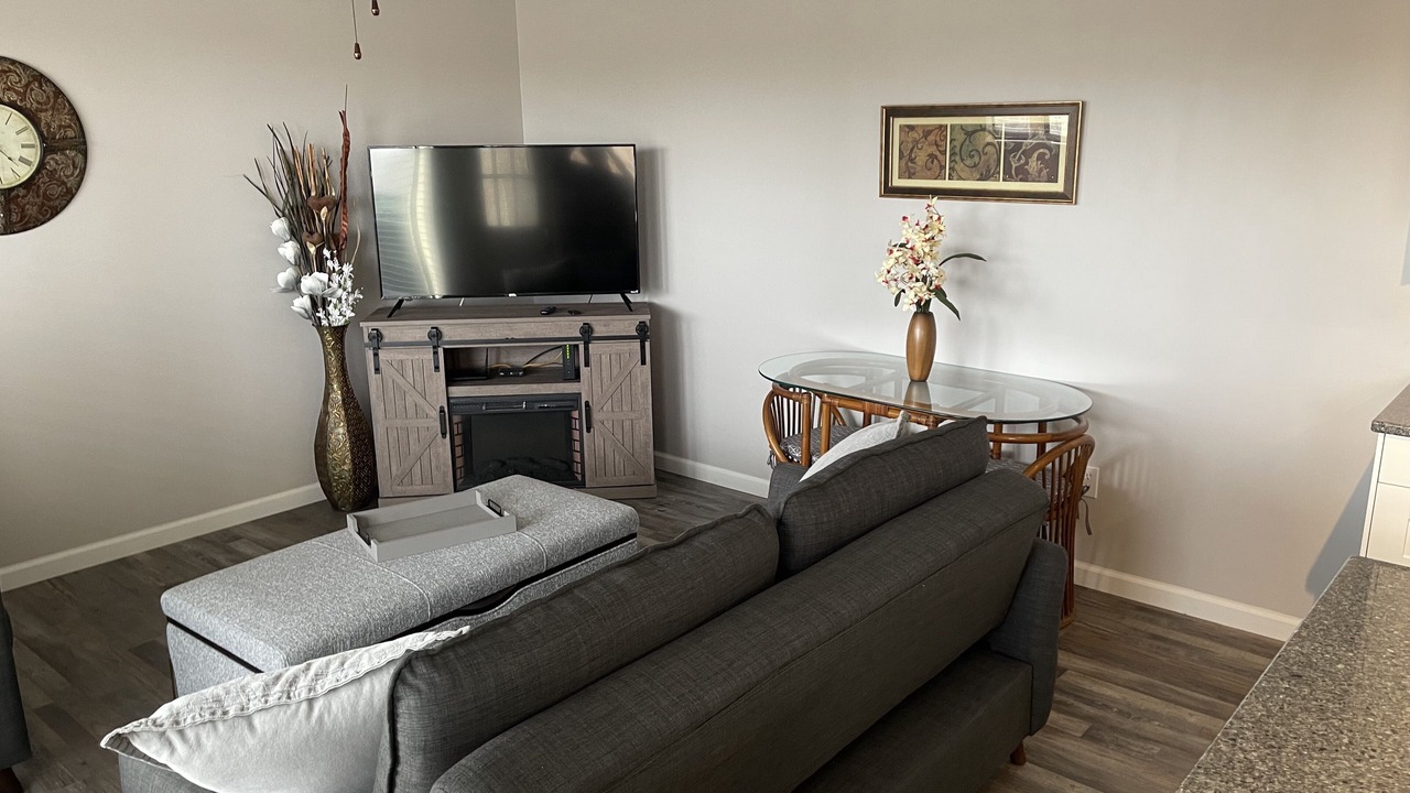 Photo of Livingroom in Notch Estates