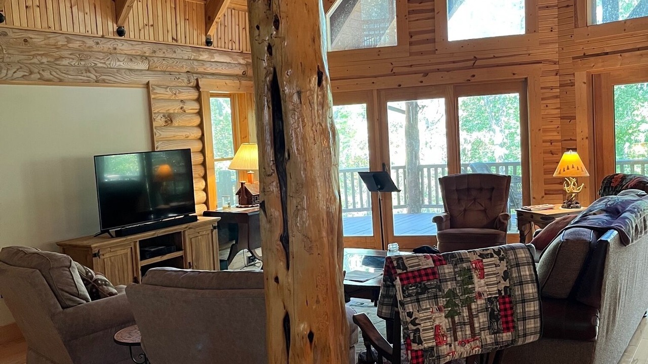 Photo of Livingroom in Shell Knob