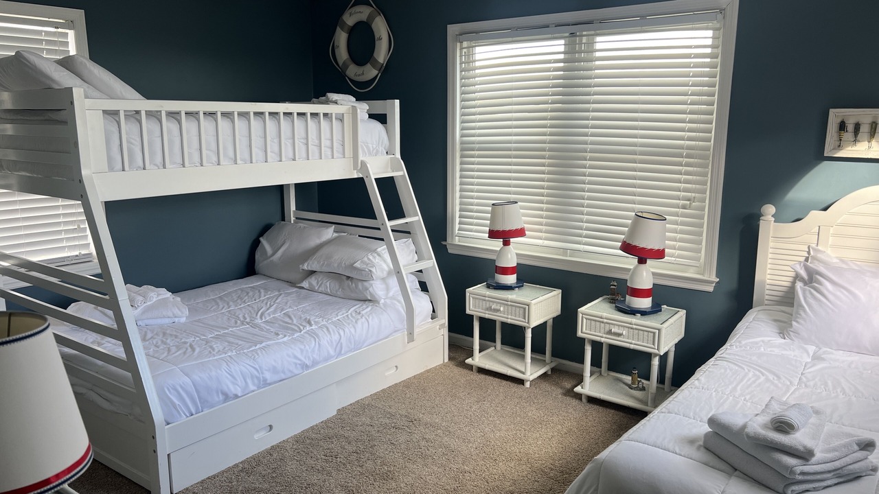 Photo of Bedroom in Emerald Isle