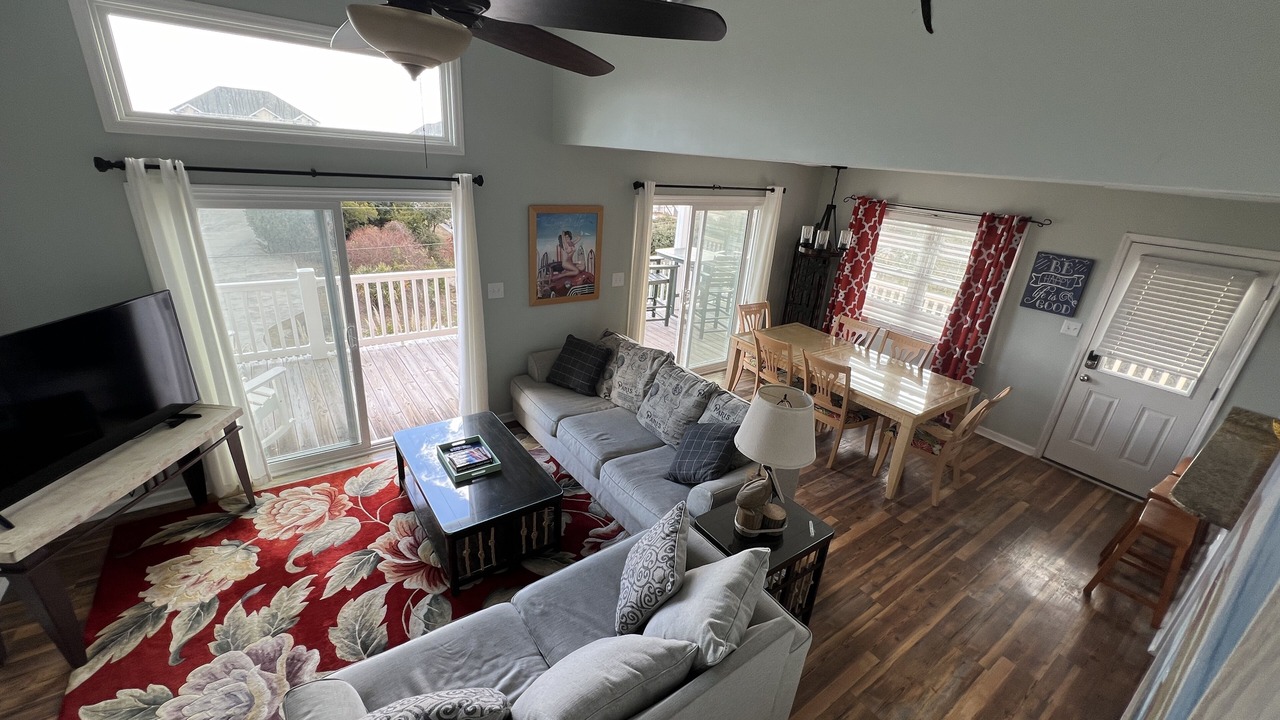 Photo of Livingroom in Emerald Isle