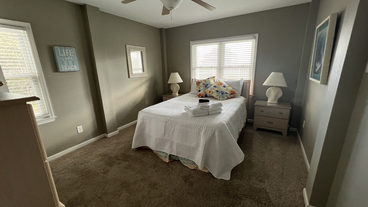 Photo of Bedroom in Emerald Isle