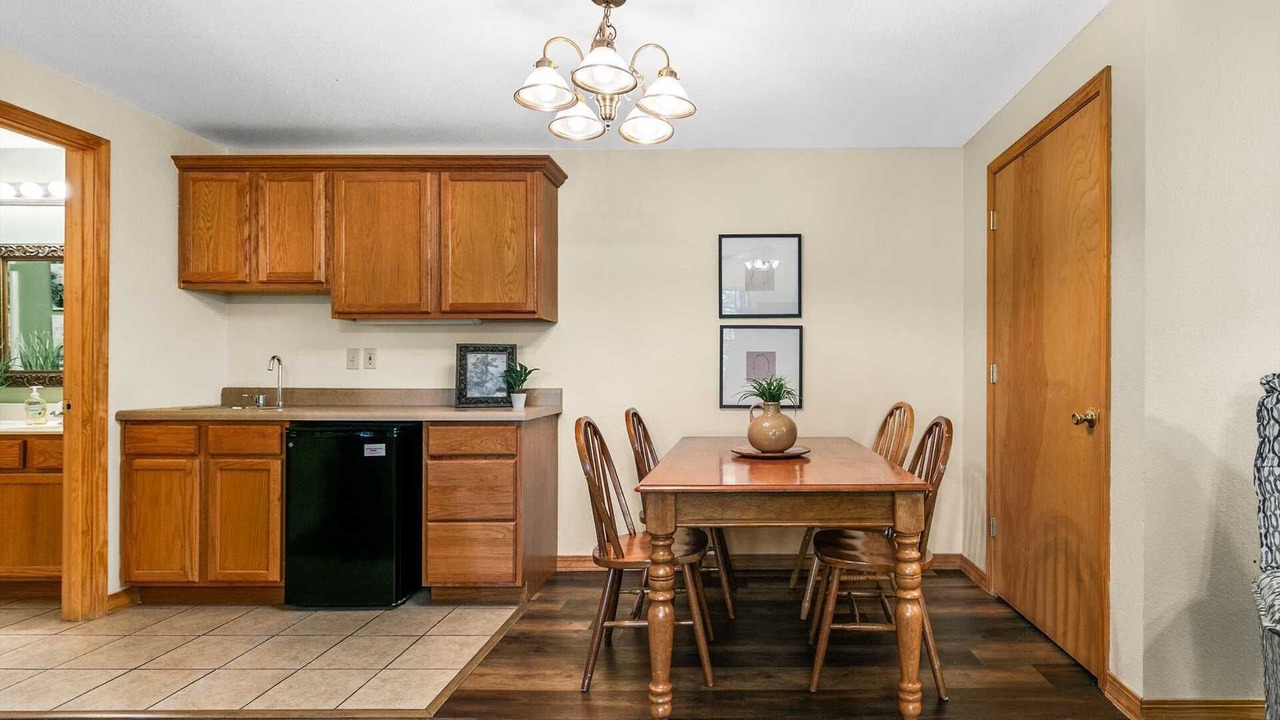 Photo of Others in Notch Estates