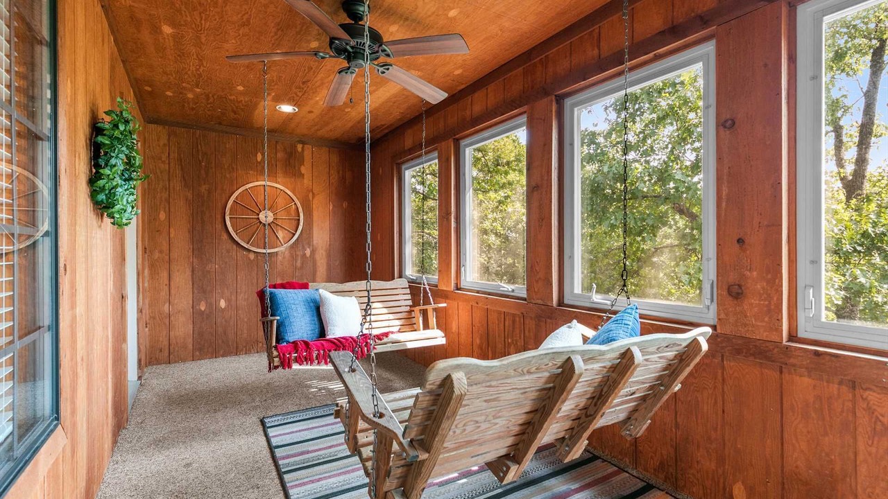Photo of Others in Notch Estates
