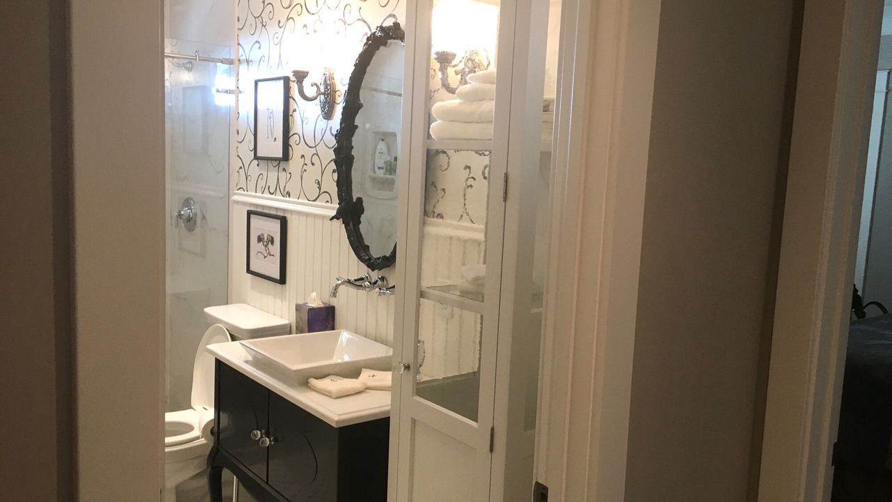 Photo of Bathroom in Bardstown