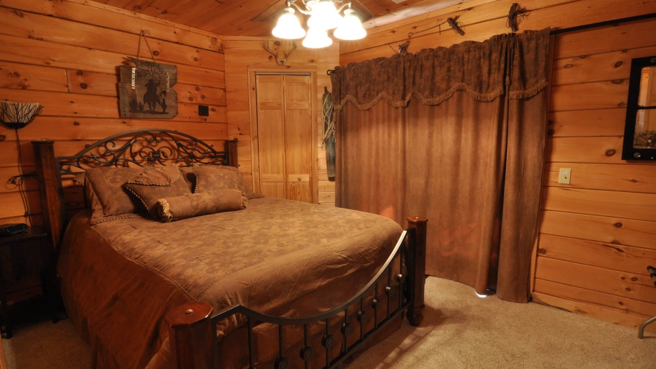 Photo of Others in Branson Cedars