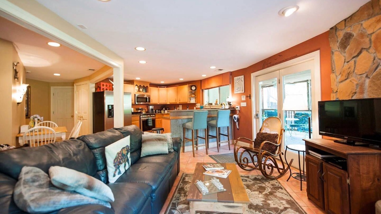 Photo of Livingroom in Pendleton