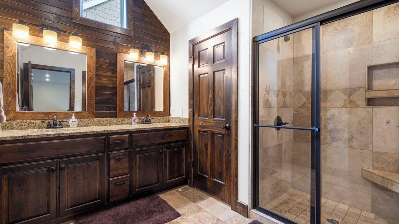 Photo of Bathroom in Lampe