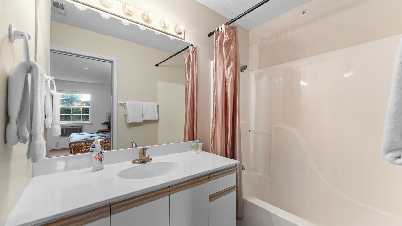 Photo of Bathroom in Branson