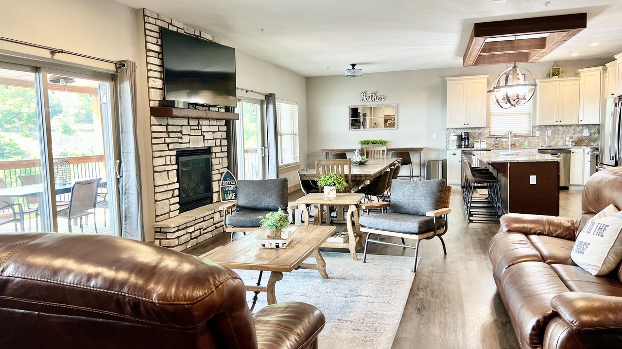 Photo of Livingroom in Table Rock
