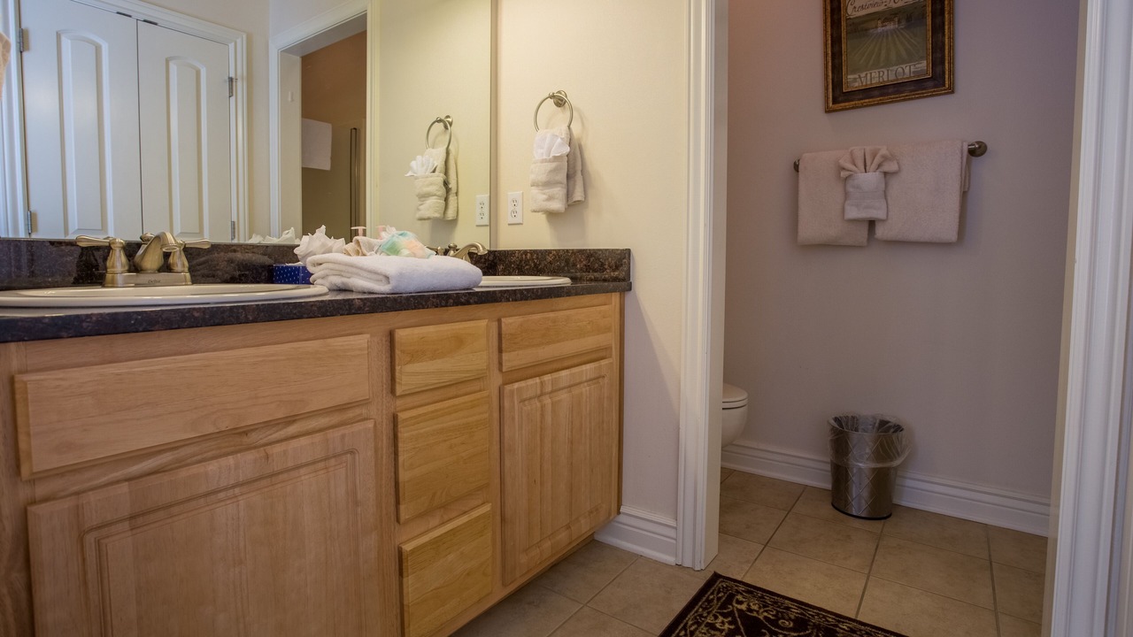 Photo of Bathroom in Fieldstone Bluffs