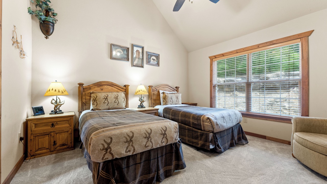 Photo of Bedroom in Branson West