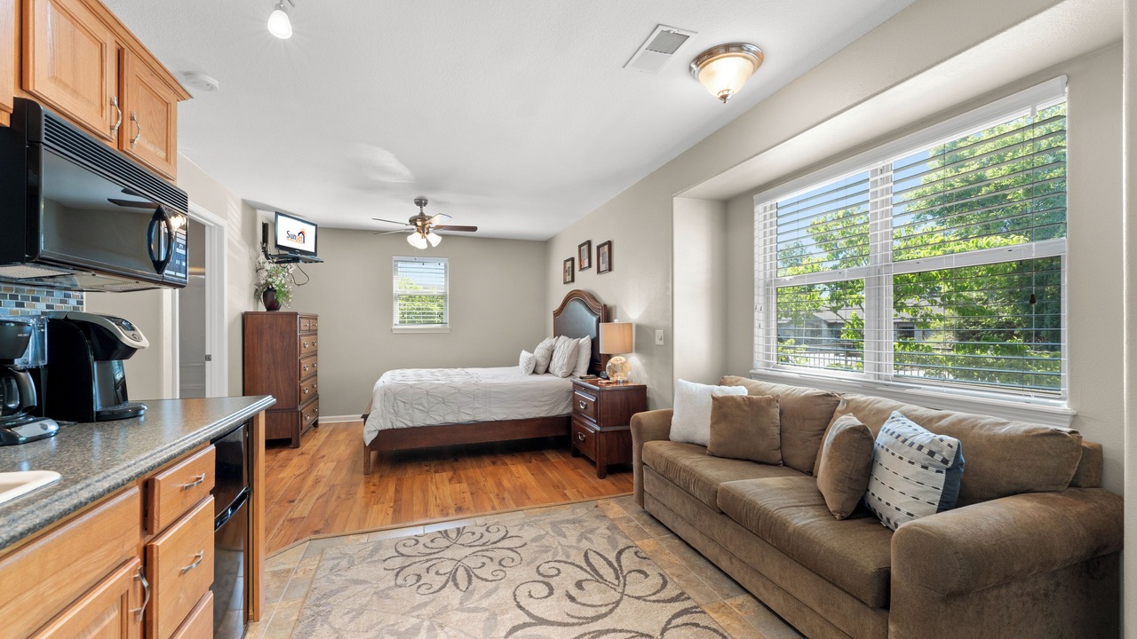 Photo of Bedroom in Branson West