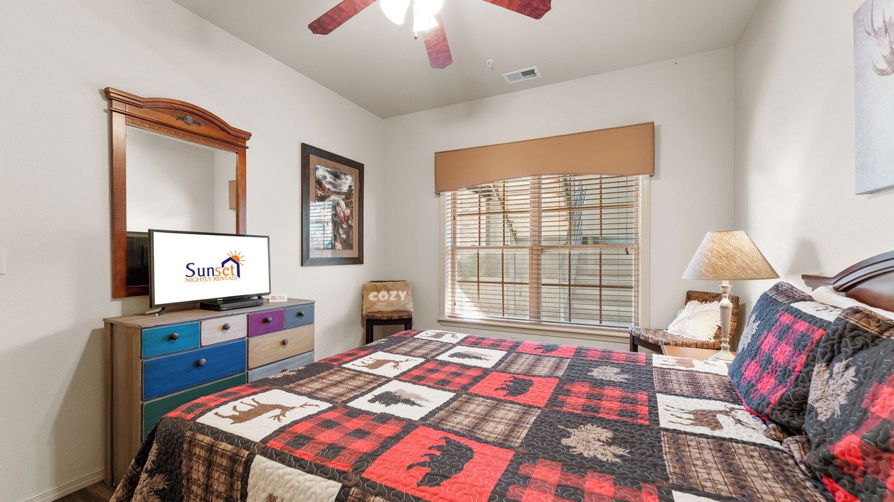 Photo of Bedroom in Branson West