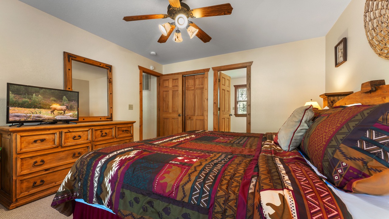 Photo of Bedroom in Branson West