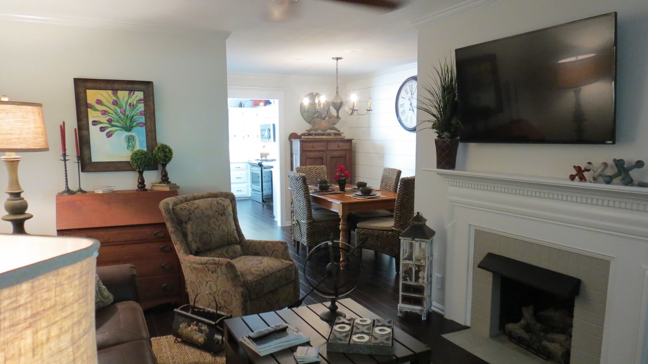 Photo of Livingroom in Bardstown