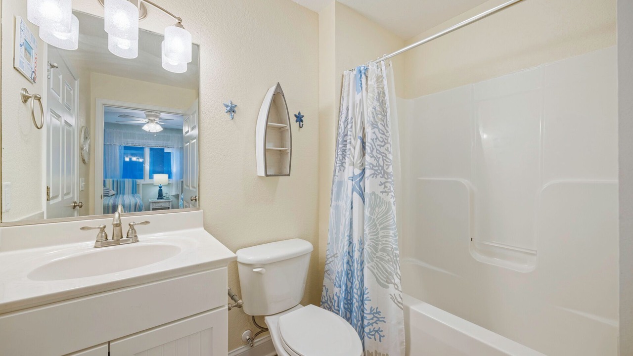 Photo of Bathroom in Rodanthe