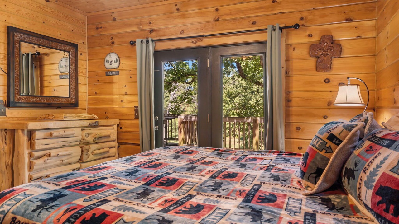 Photo of Bedroom in Big Cedars