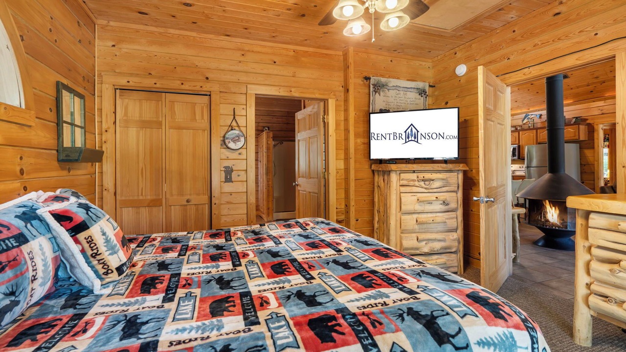 Photo of Bedroom in Big Cedars