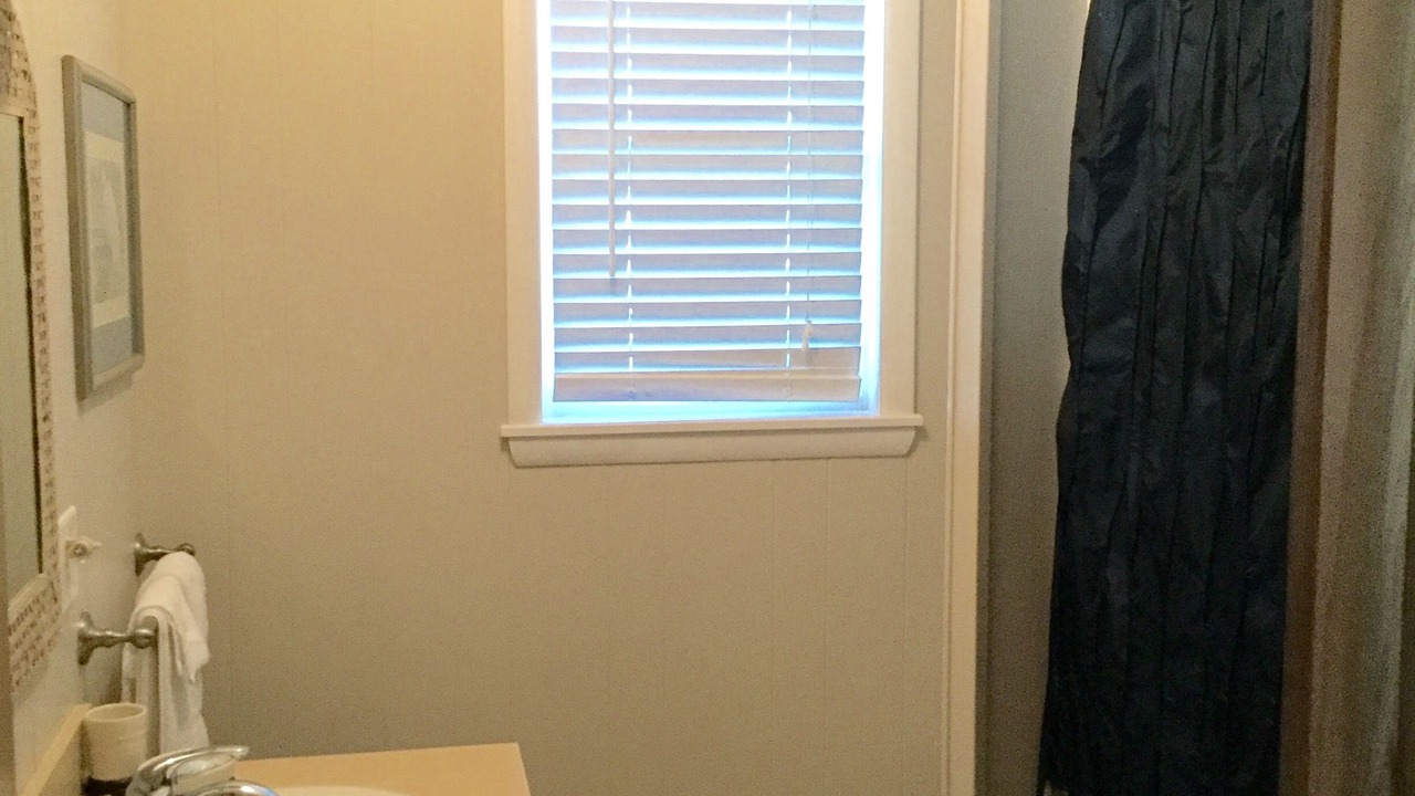 Photo of Bathroom in Hatteras