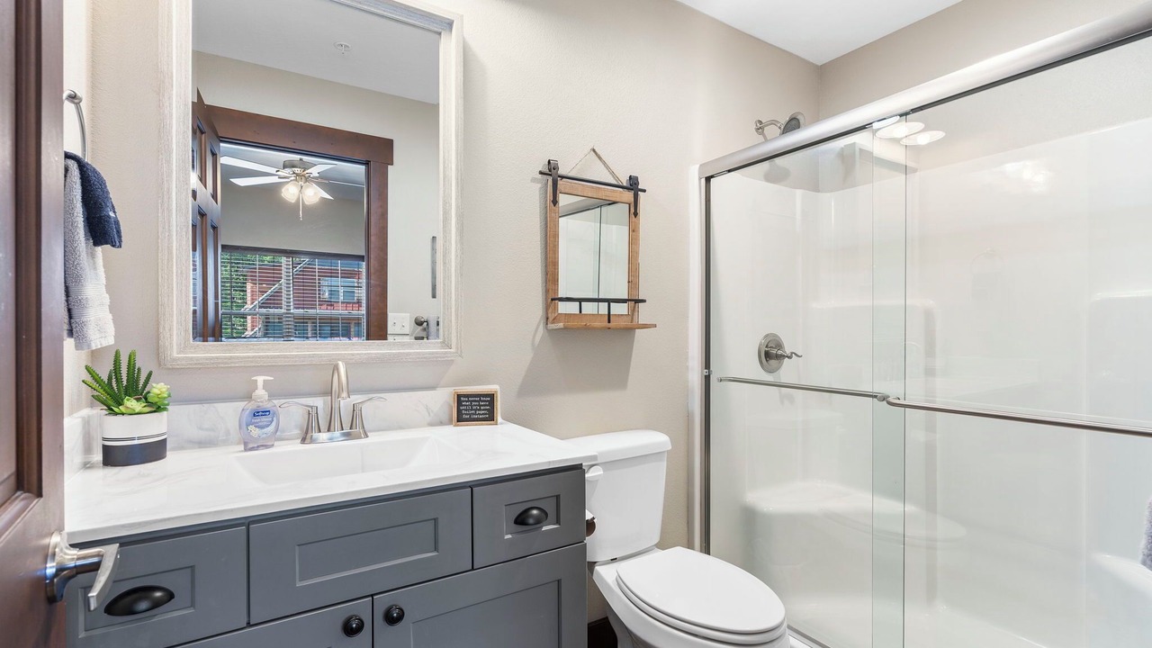 Photo of Bathroom in Table Rock
