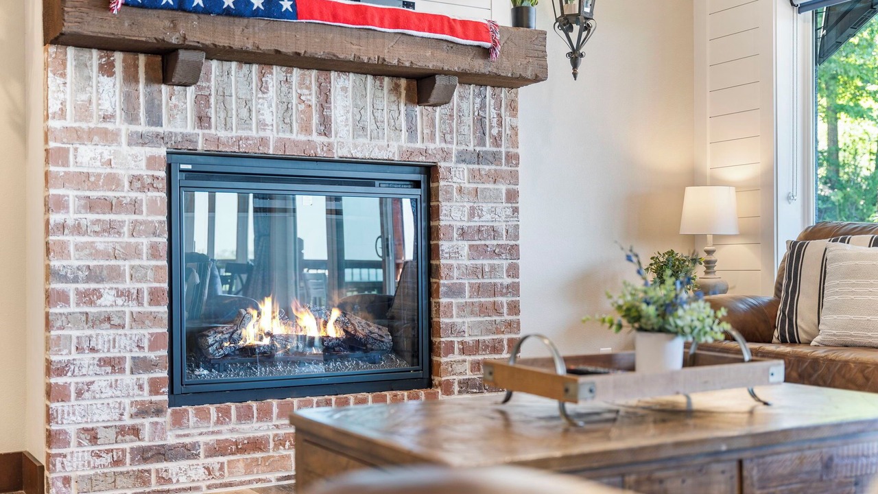 Photo of Livingroom in Table Rock