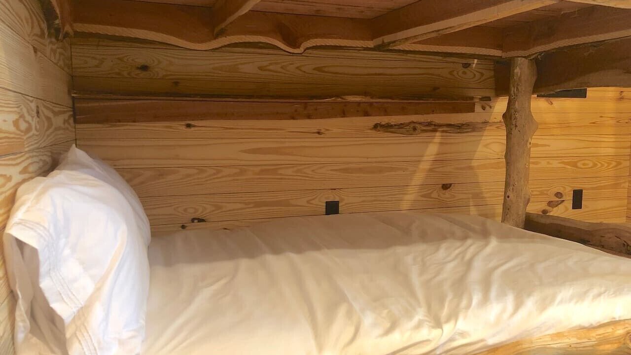 Photo of Bedroom in Fulton