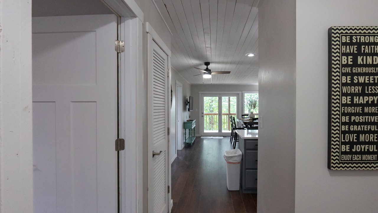 Photo of Others in Notch Estates