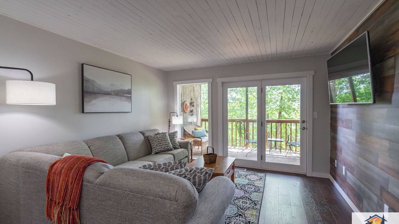 Photo of Livingroom in Notch Estates
