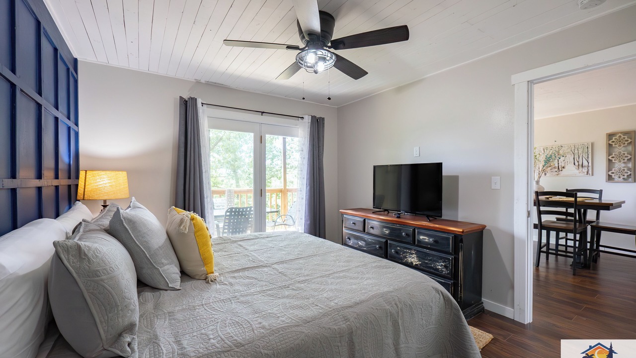 Photo of Bedroom in Notch Estates