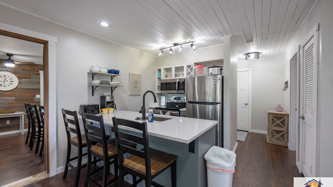 Photo of Kitchen in Notch Estates