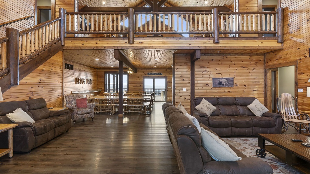 Photo of Livingroom in Table Rock