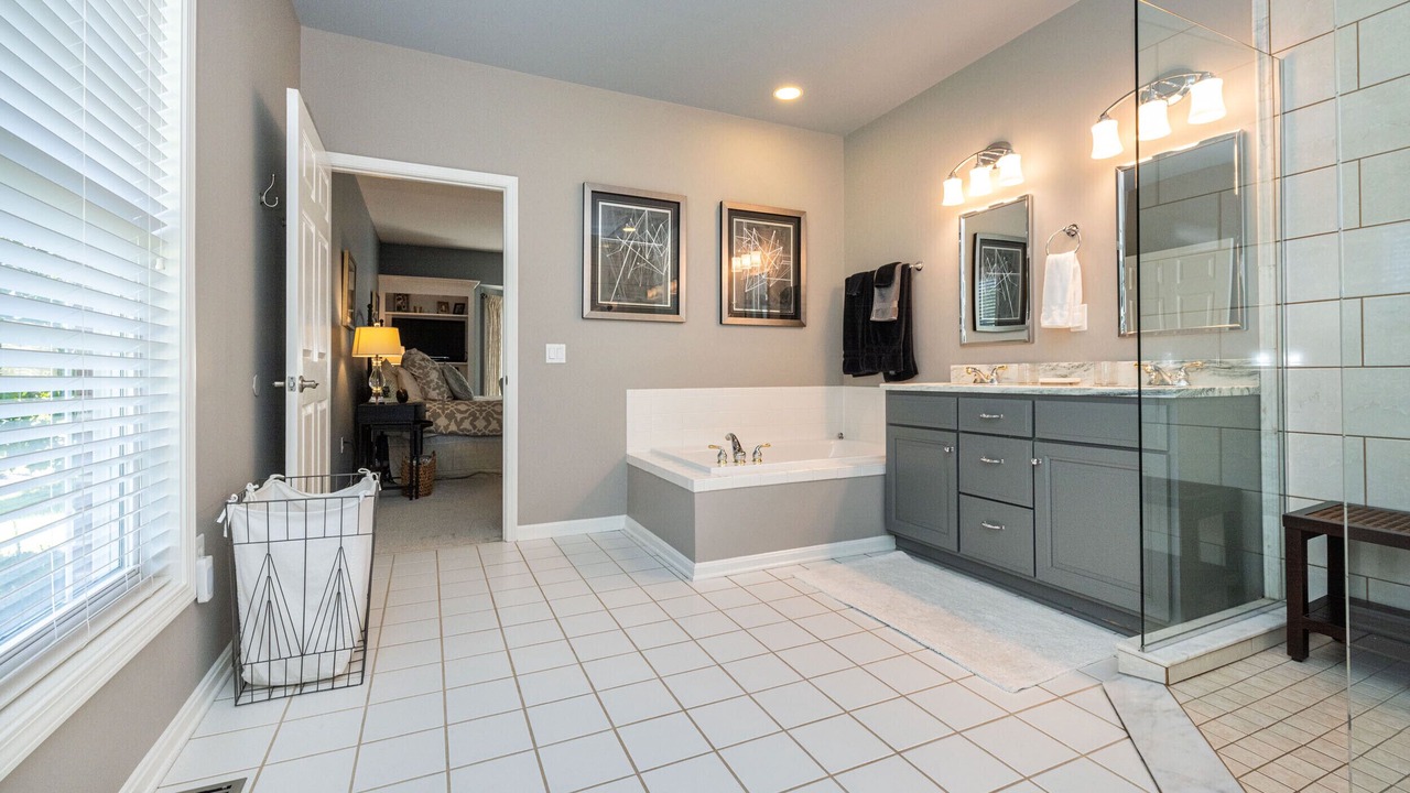Photo of Bathroom in Buechel
