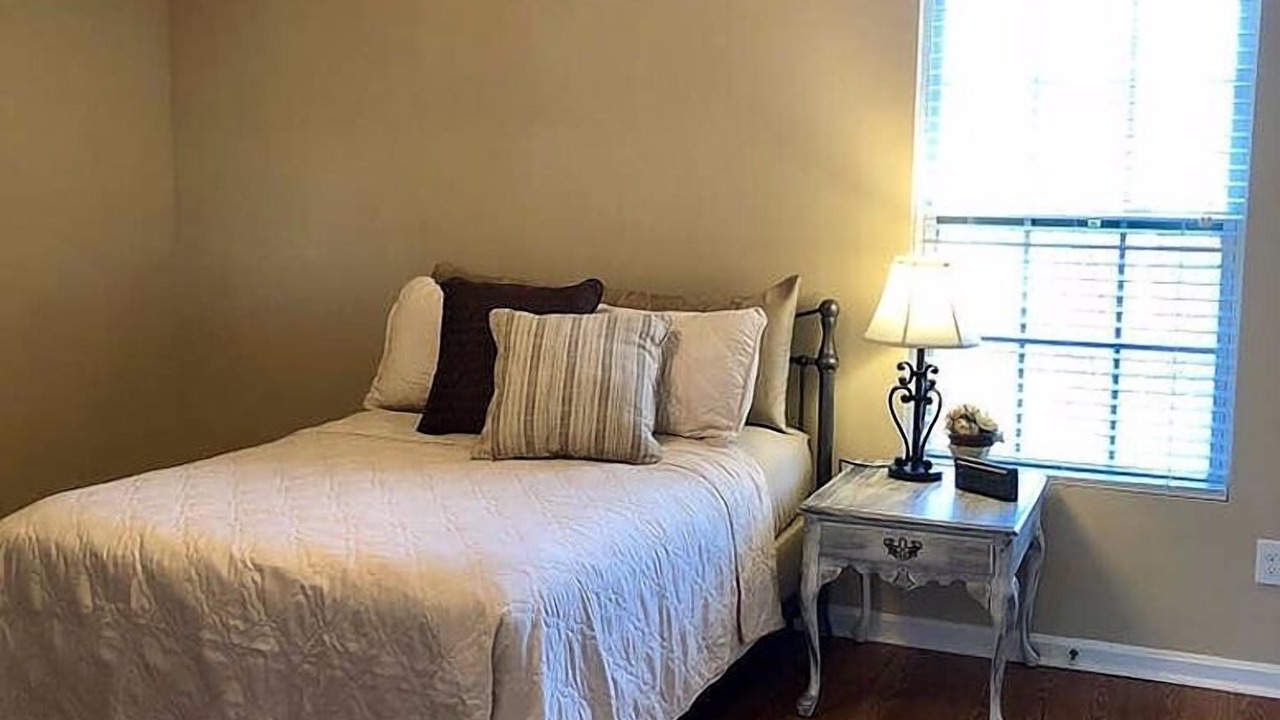 Photo of Bedroom in Elizabethtown