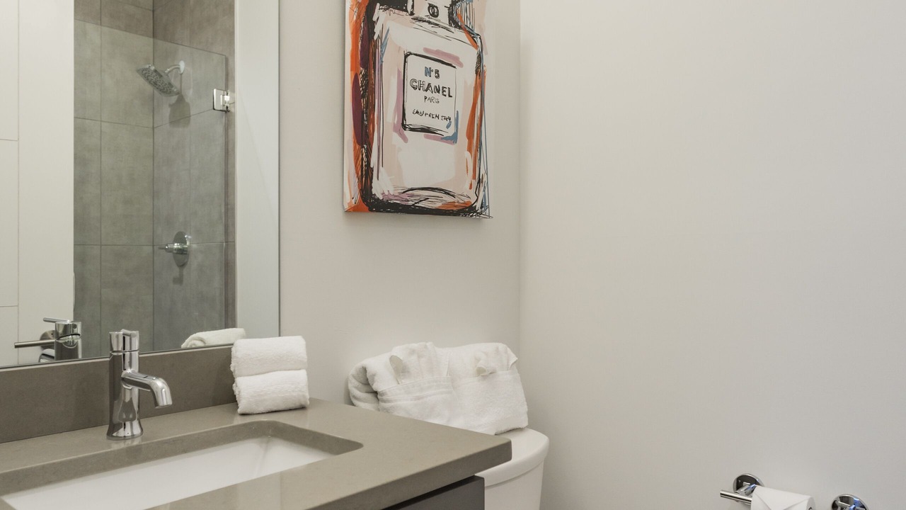 Photo of Bathroom in Hadley - Washington