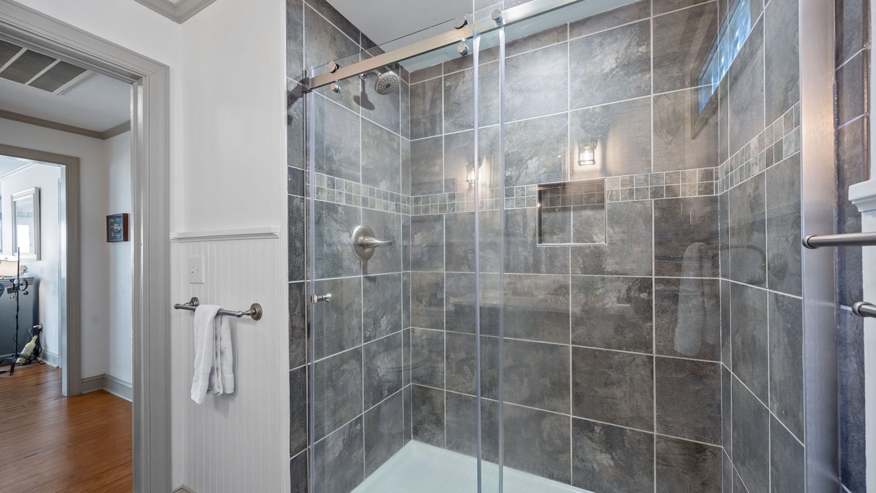 Photo of Bathroom in Harkers Island