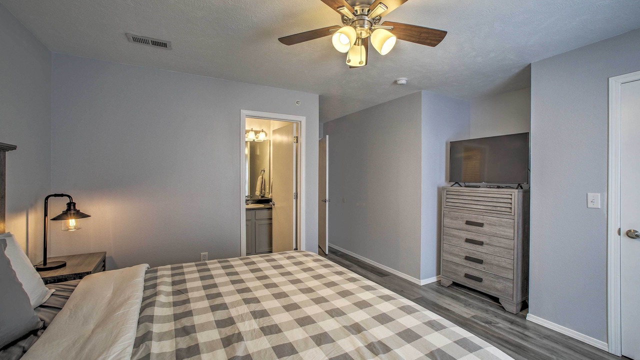 Photo of Bedroom in Branson