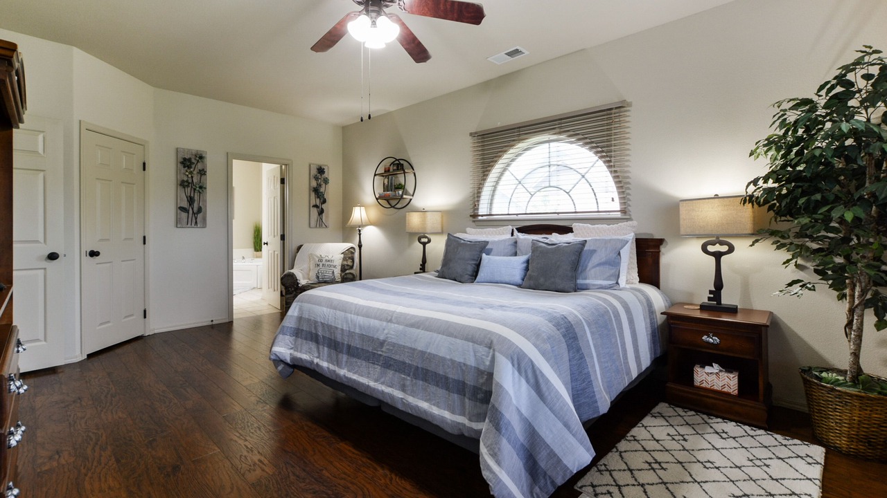 Photo of Bedroom in Branson West