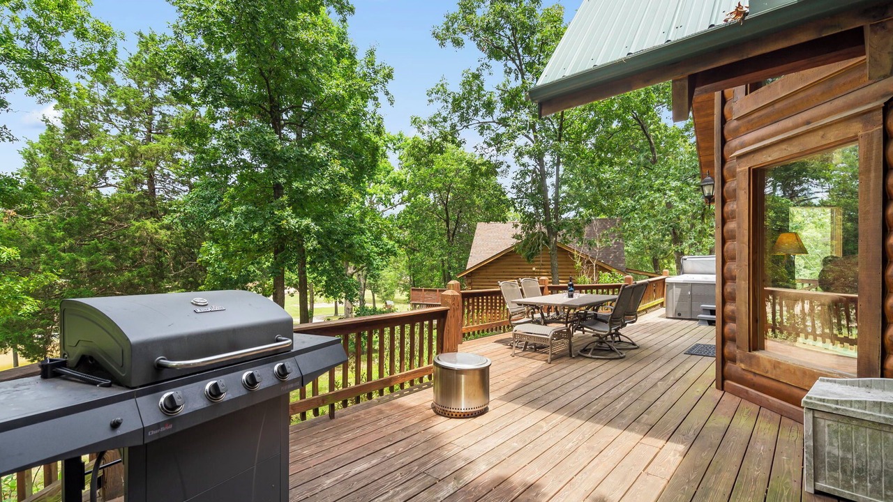 Photo of Outdoor in Branson Cedars