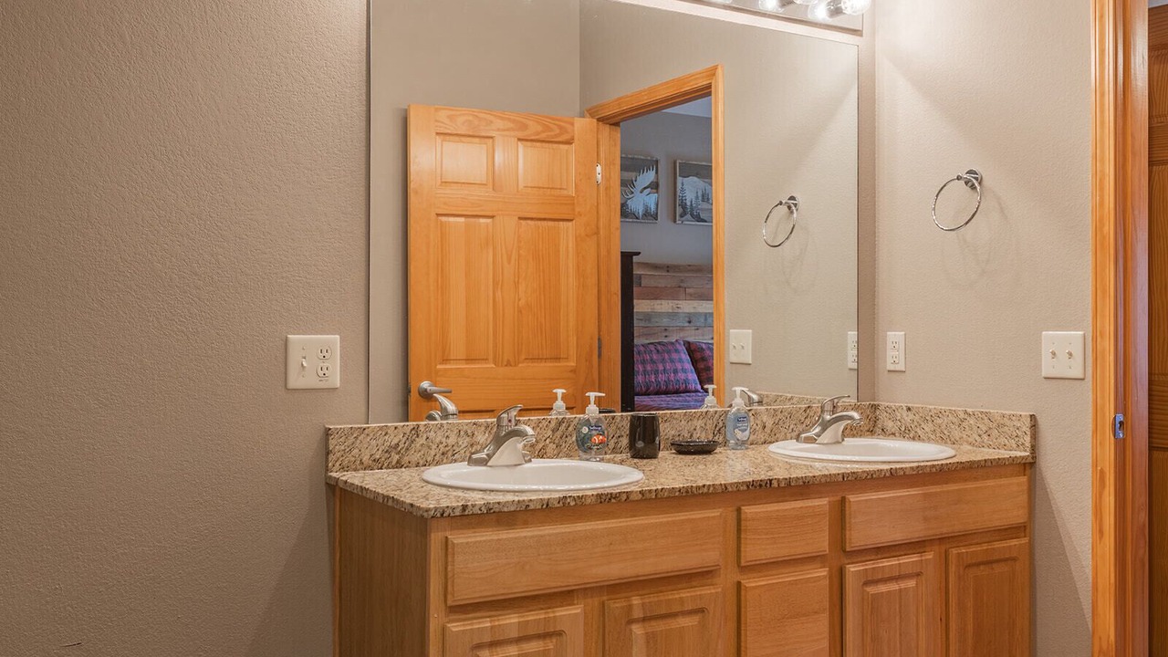 Photo of Bathroom in Branson