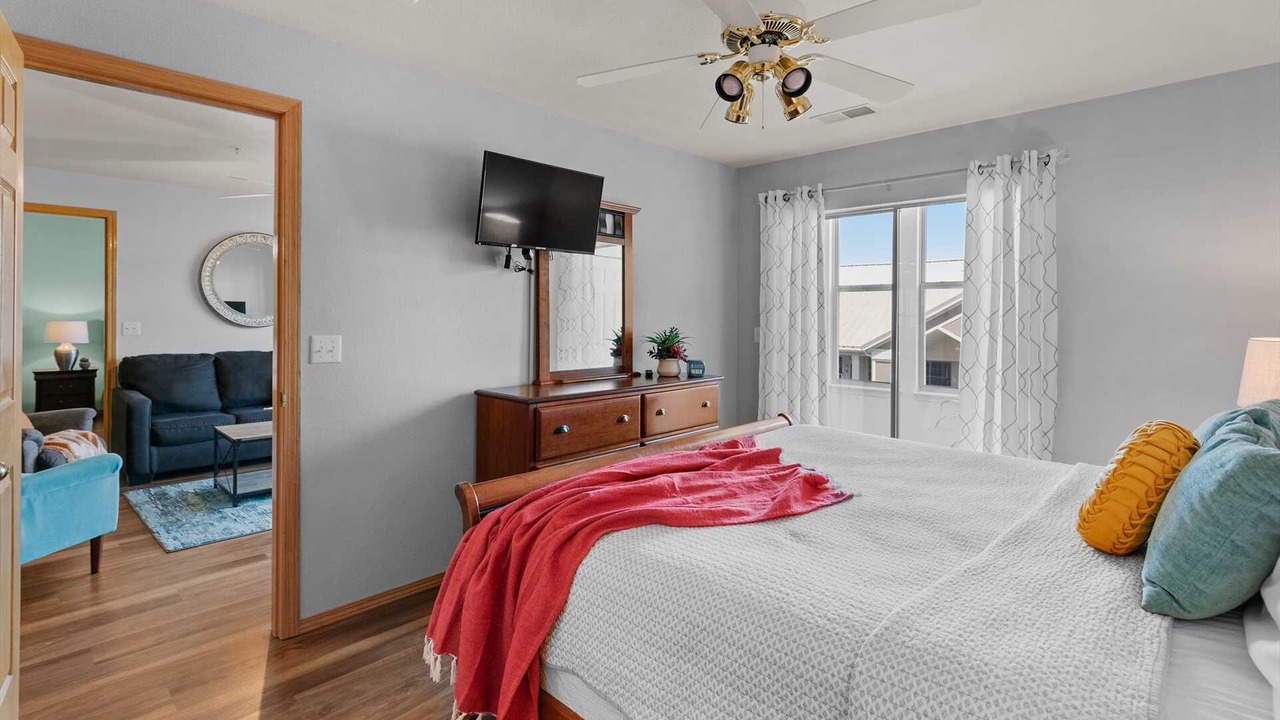 Photo of Bedroom in Hollister