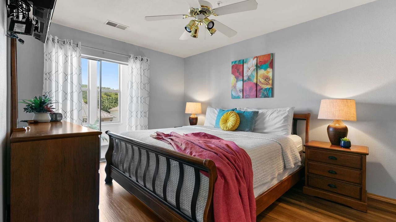 Photo of Bedroom in Hollister