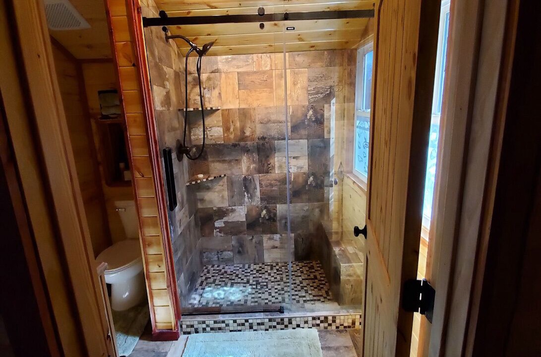 Photo of Bathroom in Kirbyville