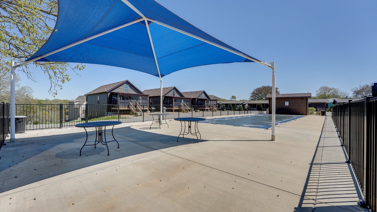 Photo of Patio Balcony in Lampe