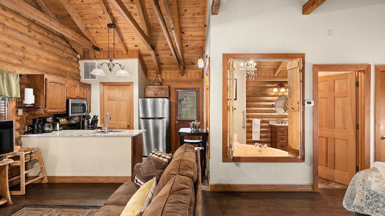 Photo of Livingroom in Branson Theater District