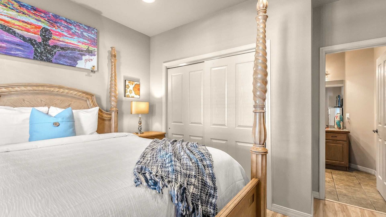 Photo of Bedroom in Hollister
