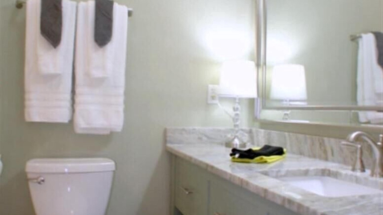 Photo of Bathroom in Downtown Branson