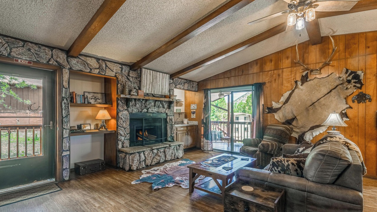 Photo of Livingroom in Ruidoso