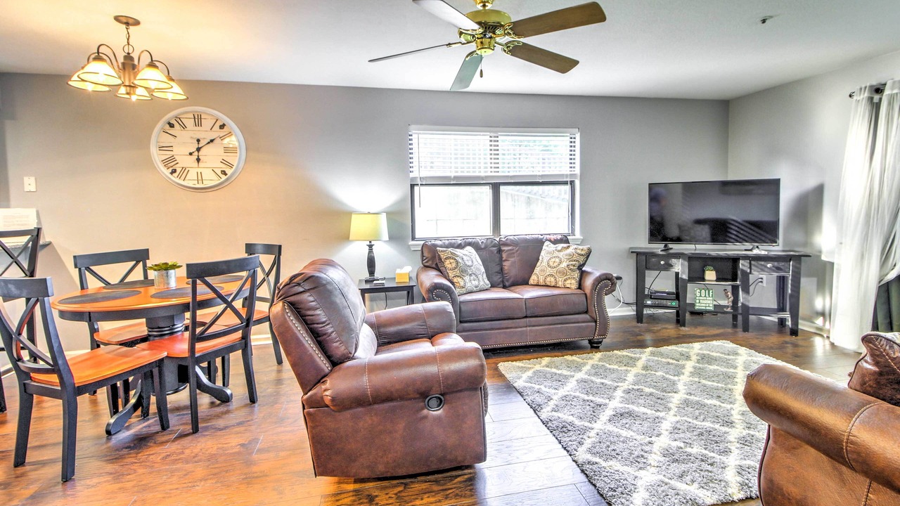 Photo of Livingroom in Table Rock